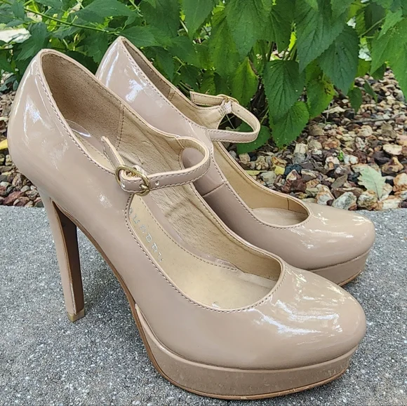 CHINESE LAUNDRY PLATFORM STILETTOS SZ 6M - Picture 1 of 12